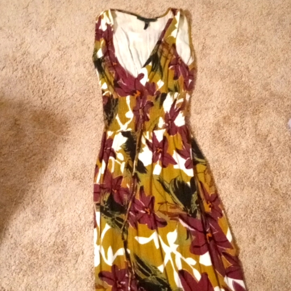 Miles Gabrielle Size Small Floral Floor Length Dress